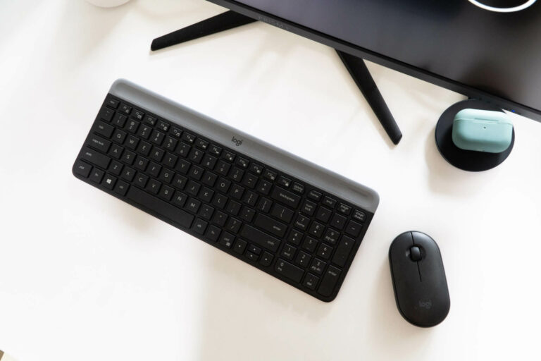 How to Extend Wireless Range of a Wireless Keyboard and Mouse