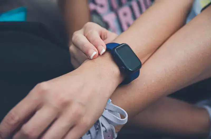 Can You Watch Video on a Smartwatch?