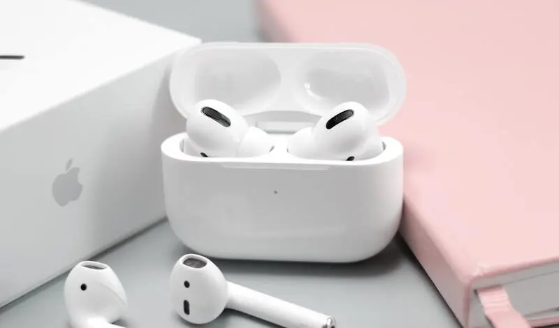 Can AirPods Use Any Case for Charging
