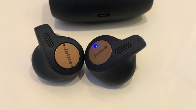 How Do I Stop My Bluetooth Headphones From Blinking