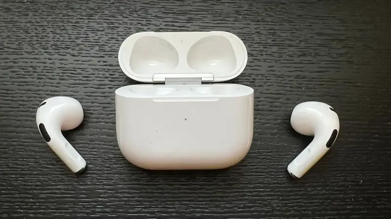 Can Fake AirPods Use Find My iPhone