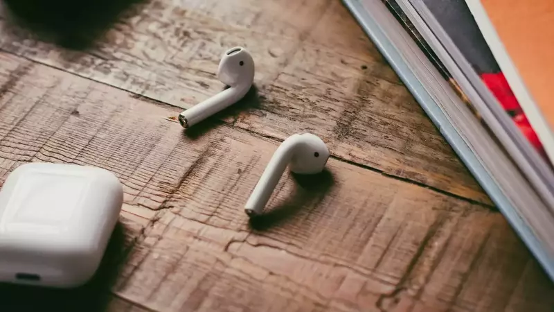 Do Airpods Lose Battery When Not in Use
