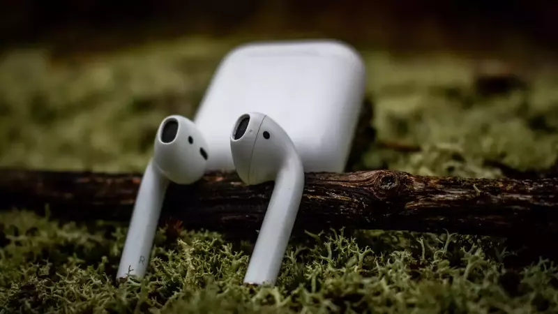 Do My AirPods Need To Be Near The Case All the Time?