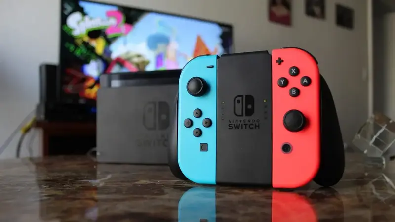 Does Nintendo Switch Come With Games Pre-Installed